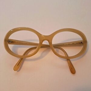 LIZ CLAIBORNE LC122 Eyeglasses Frame 55-15-140 Oval CRM Cream